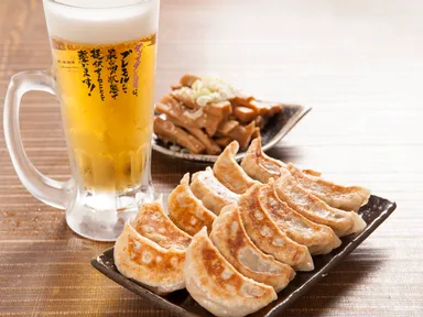 「餃子とビールは文化です」がキャッチフレーズ