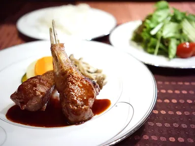 ムスリムフレンドリーメニュー「ラムステーキ」