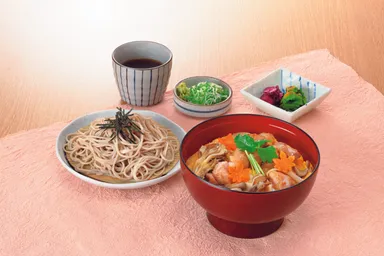 名古屋コーチン舞茸丼と麺