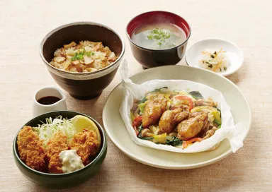 松茸ごはんと広島産牡蠣のよくばり御膳