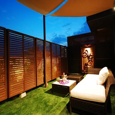 ＜ホテル　パセラの森＞バルコニー