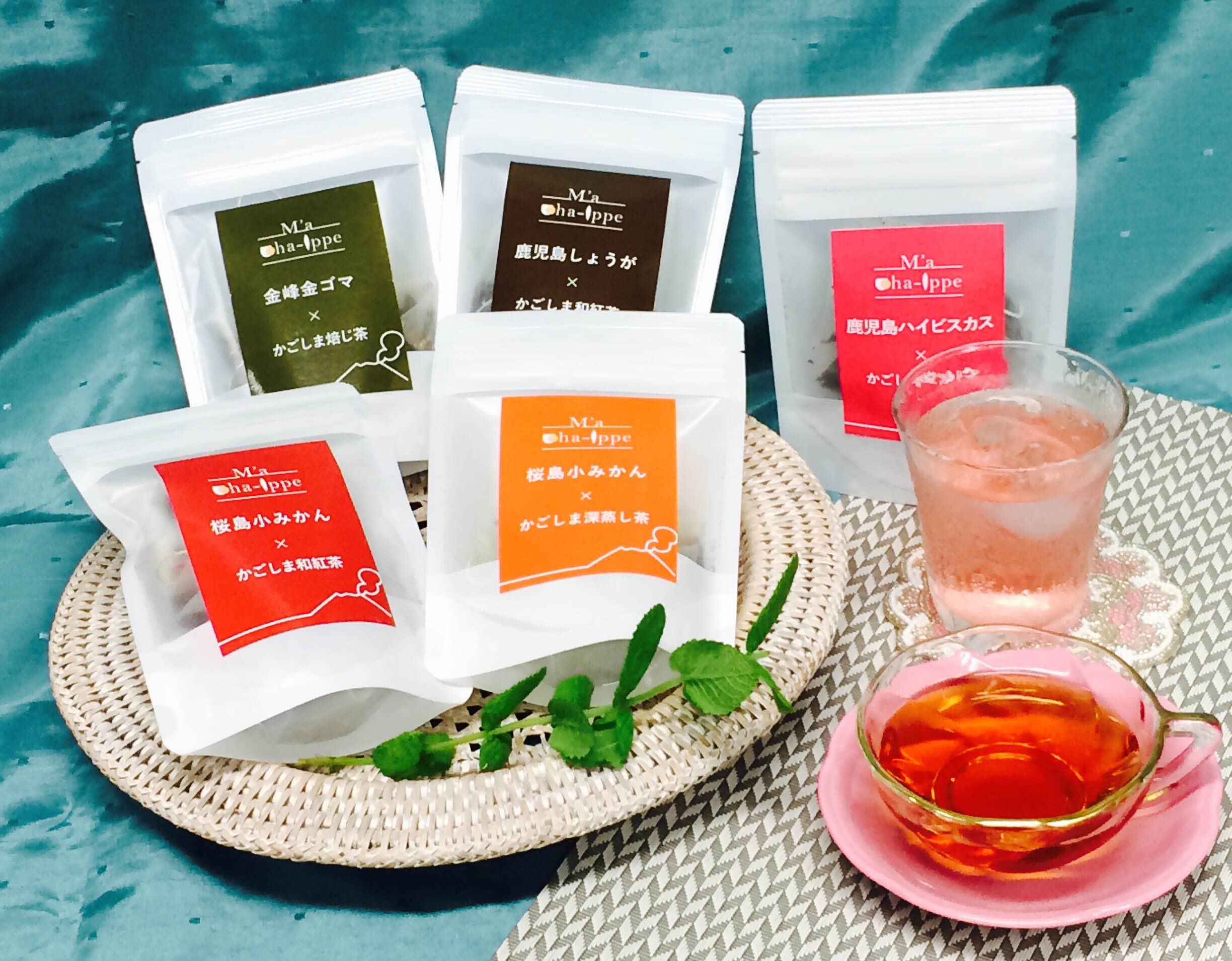 中国　大明嘉靖年製　茶葉末釉　高足杯　合わせ箱　C　6800 中国 大明嘉靖年製 茶葉末釉 高足杯 合わせ箱 C 6800