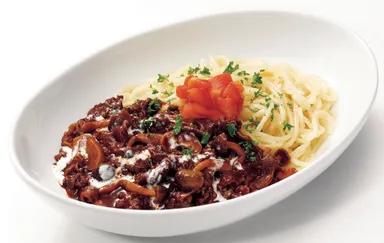 きのこパスタ　きのことビーフの赤ワイン煮