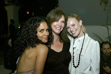 ハル・ベリーとケイト・ボズワーズと