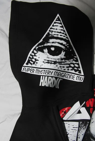 月刊ムー 世界の16大不思議 ブラックパーカー(フードアップ)