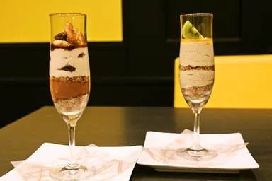 シャンパングラスRawケーキ