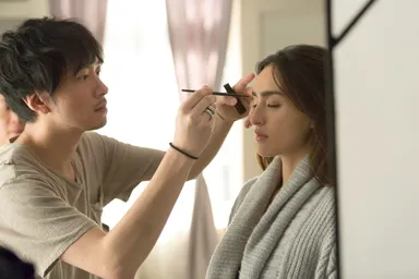 マキアージュ新CM「できちゃったファンデ秋冬篇」メイキング2