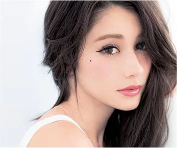 ダレノガレ明美さん