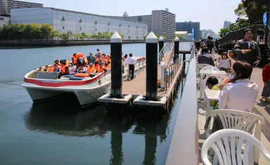 校舎裏で運河クルーズ実施(プロジェクト番号03)