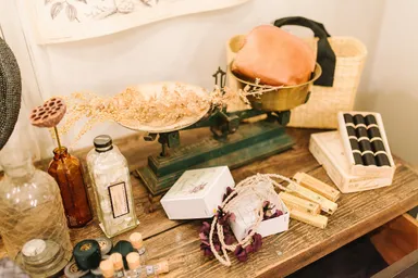 フランスから届いたアンティーク雑貨