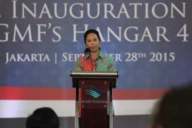 国営企業相リニ・スマルノ大臣