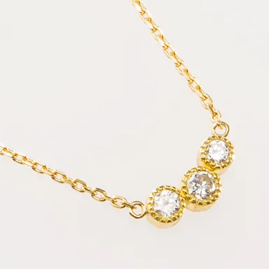 天然ダイヤモンド0.2ct　k18ゴールド三連ネックレス