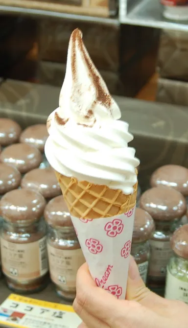 雪塩ソフトクリームトッピングイメージ