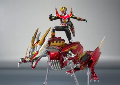 S.H.Figuarts 仮面ライダー龍騎サバイブ＆ドラグランザーセット(1)　※画像はイメージです。　(C)石森プロ・東映