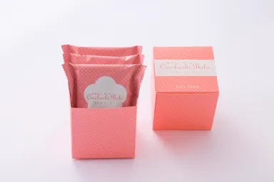 ふんわりいちご1箱(3袋入り) ￥648(税込)