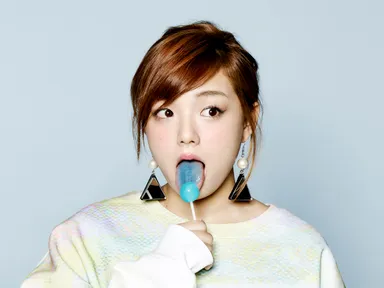 篠崎愛も登場(LIVE)