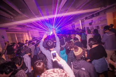 “サイレントディスコ”イメージ1