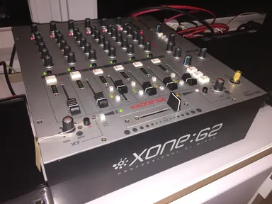 ALLEN ＆ HEATH　プリアンプ