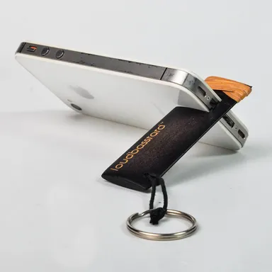 スマホスタンド「Kickstand」