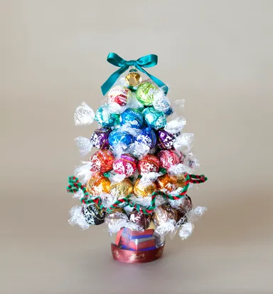 17種類のリンドールで作るクリスマスツリー