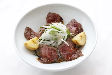 北海道産牛のローストビーフ丼