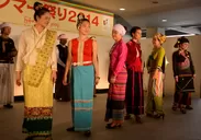 多民族国家ミャンマーのさまざまな伝統衣装