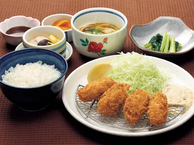 広島県産カキフライ定食