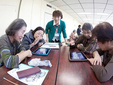 iPadを利用して楽しく認知機能を向上します