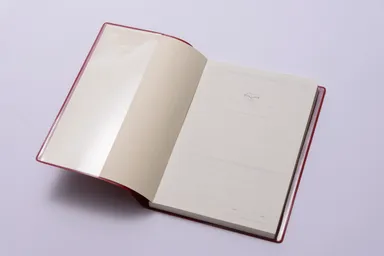 ブックカバーをかけて出来上がりです！