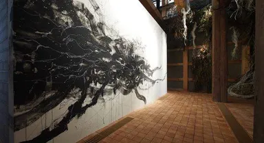 U MI(う み)はじまりの美術館(福島県猪苗代町)にて公開制作と展示(2015)／tttttan