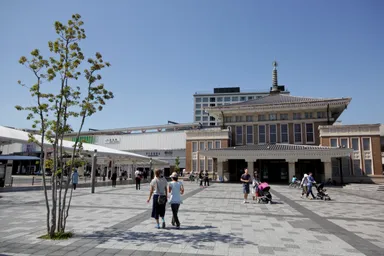 JR奈良駅前