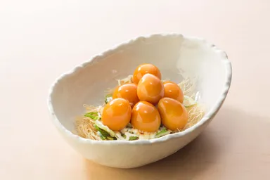 スモーク風“半熟”うず卵　 399円(税抜)