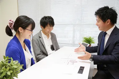 多数の実績とノウハウを持つ、不動産コンサルタントが無料で回答