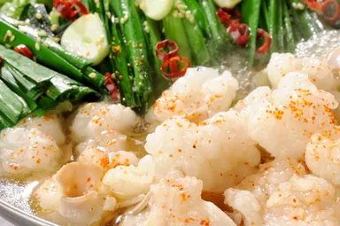 特上トロホルモンを使った『愛媛のもつ鍋』