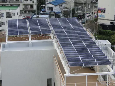 保育園ビル 拡大