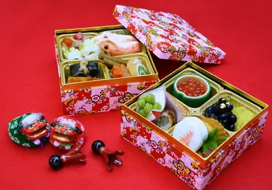 おせち料理 画像