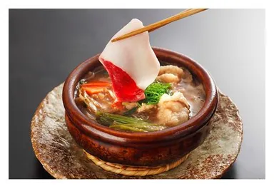 珍しい熊鍋はアツアツ