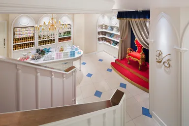 1F舞踏会の間(お菓子)