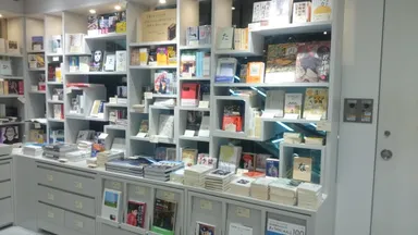 tanakanata書籍館3階