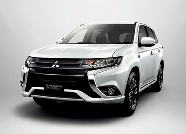 「三菱アウトランダーPHEV」