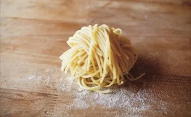 モチモチの熟成生パスタ