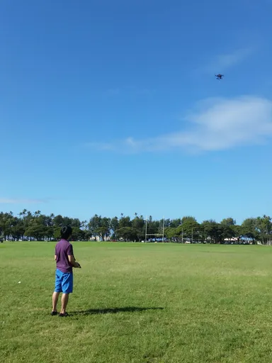 Typhoon Q500 4K 飛ばしている様子