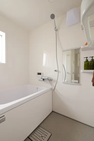 保温性に優れたホーロークリーンパネルのバスルーム