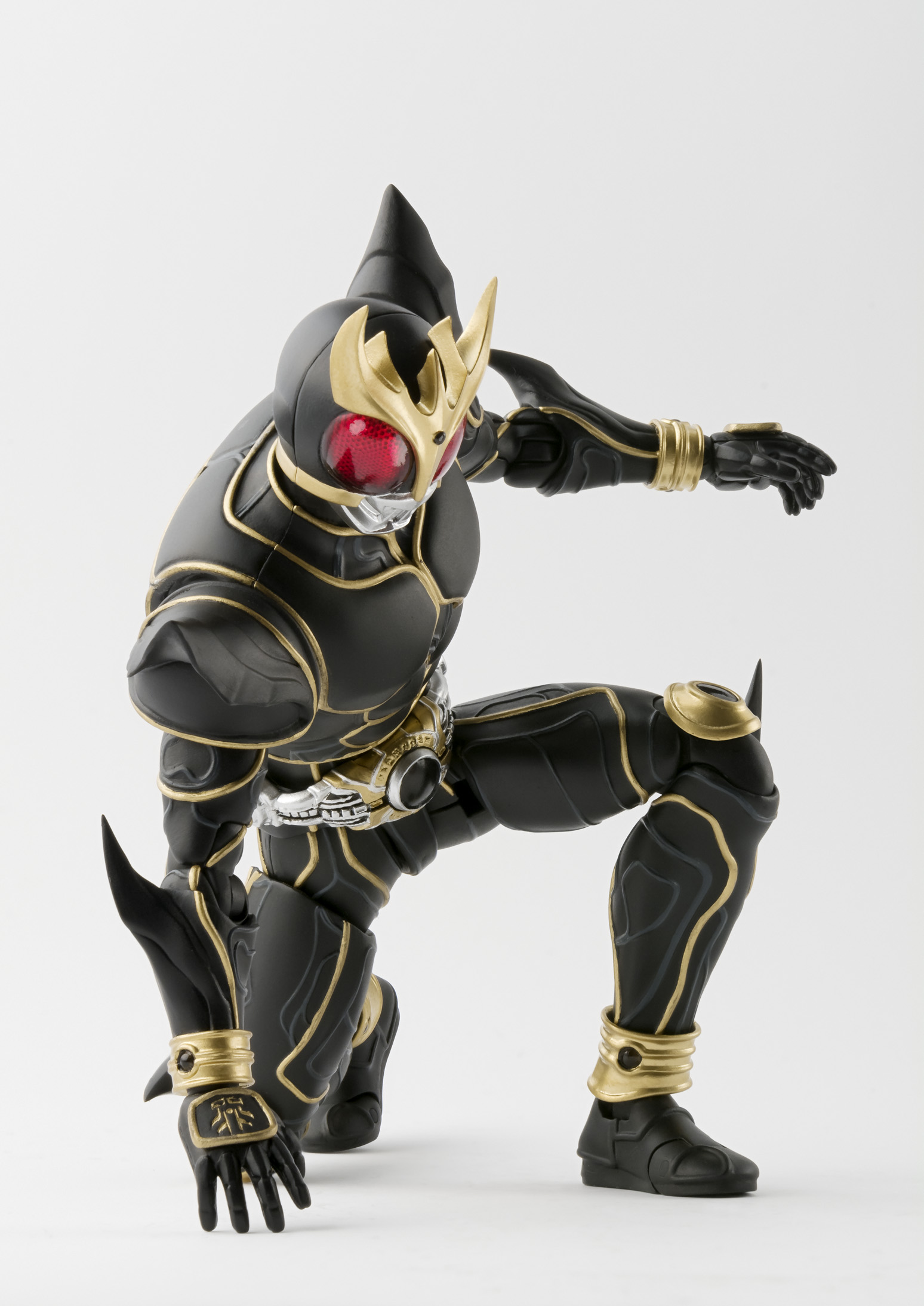 S.H.Figuarts（真骨彫製法） 仮面ライダークウガ アルティメット