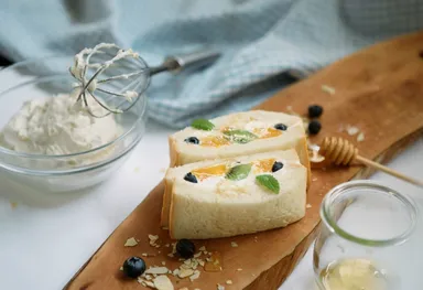 とっておきの日のフルーツサンド「マンゴーとキウイ」