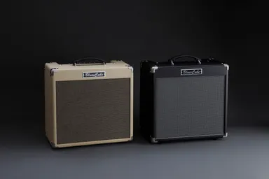 『Blues Cube Hot』(左：ビンテージ・ブロンド、右：ブラック)