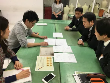 12月に実施した中間プレゼンテーションの様子_1