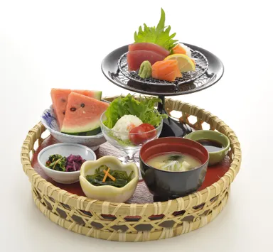 サガミ膳（おかず部分）