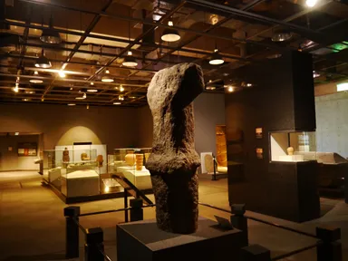 熊本県立装飾古墳館　館内