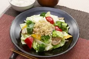『ご飯にかける岩下の新生姜』調理例／野菜炒め
